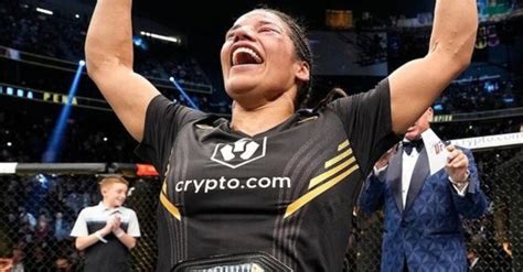 Sorry, hackers! UFC bantamweight Julianna Pena leaks her own .